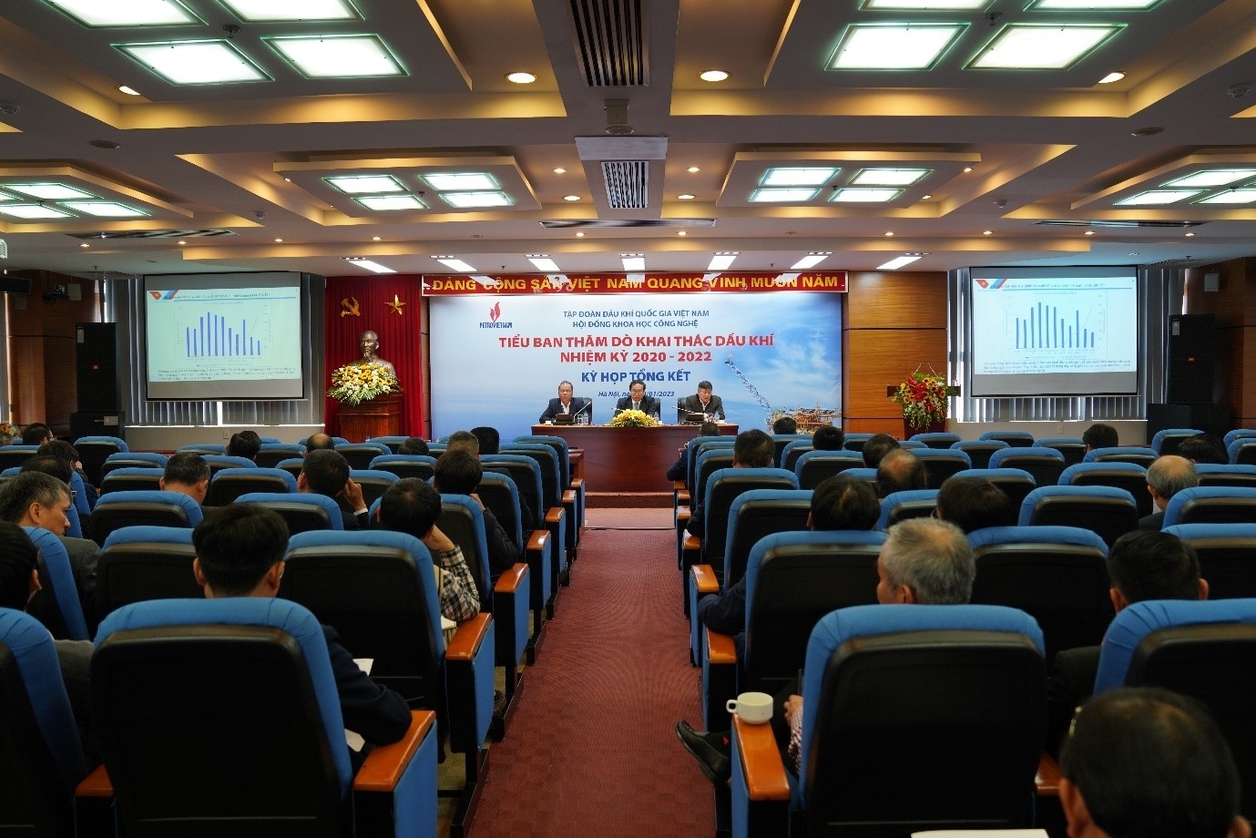 Toàn cảnh Kỳ họp tổng kết Tiểu ban Thăm dò Khai thác Dầu khí nhiệm kỳ 2020-2022 Toàn cảnh Kỳ họp tổng kết Tiểu ban Thăm dò Khai thác Dầu khí nhiệm kỳ 2020-2022