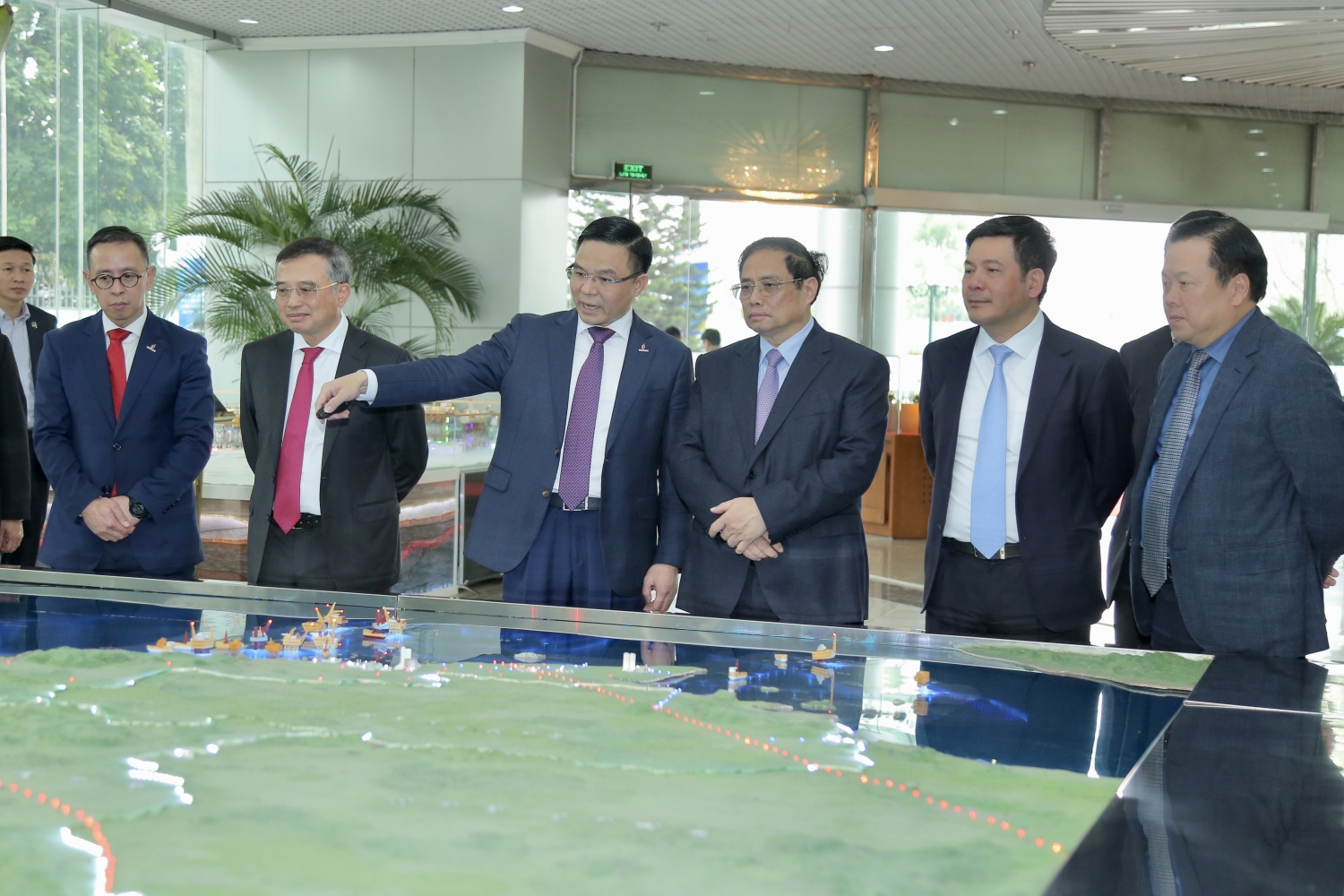 Thủ tướng Chính phủ Phạm Minh Chính dự Hội nghị Tổng kết hoạt động sản xuất kinh doanh năm 2022 của Petrovietnam Thủ tướng Chính phủ Phạm Minh Chính dự và chỉ đạo Hội nghị tổng kết năm 2022, triển khai nhiệm vụ năm 2023 của Petrovietnam