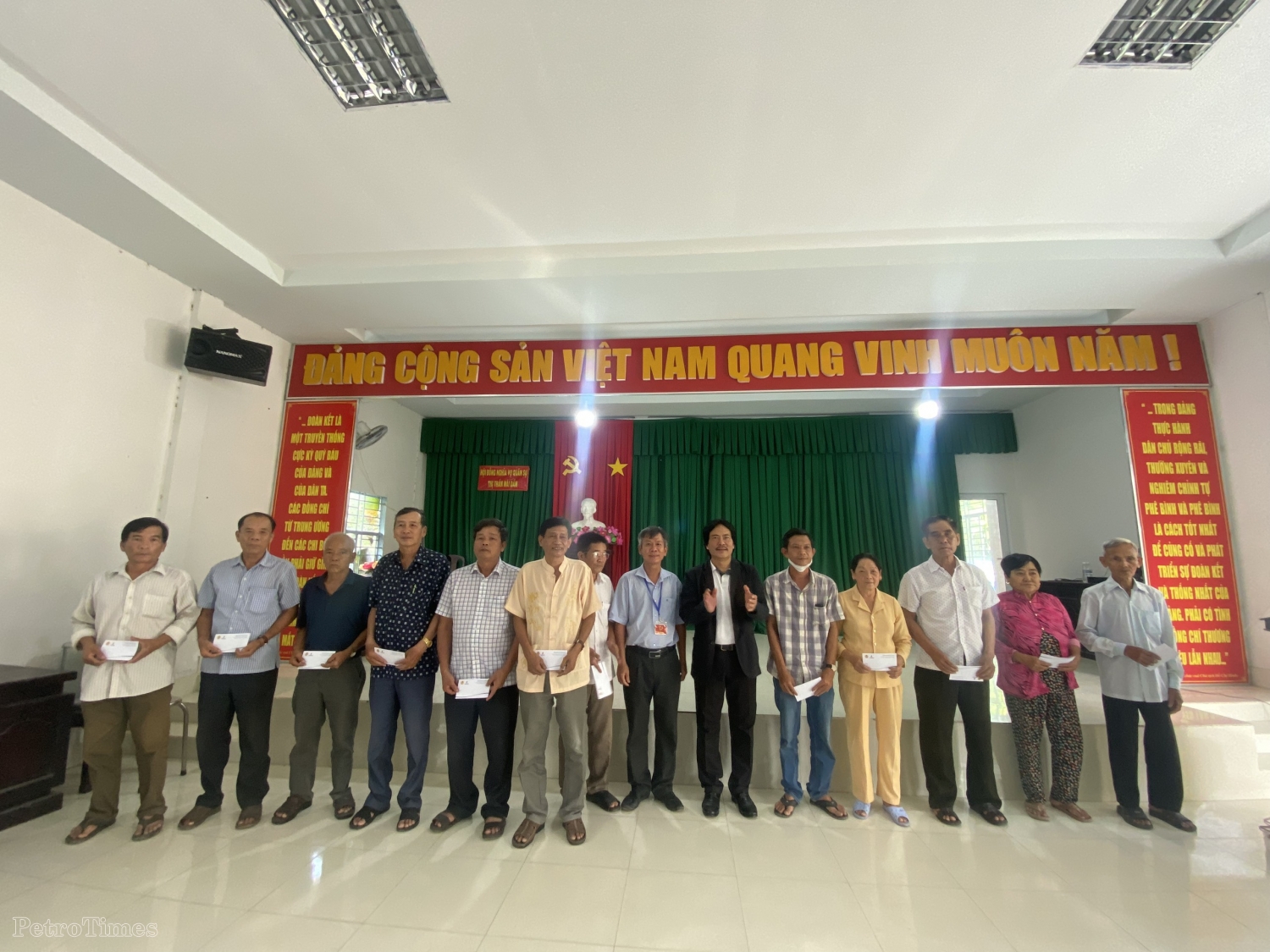 Ấm áp Ấm áp