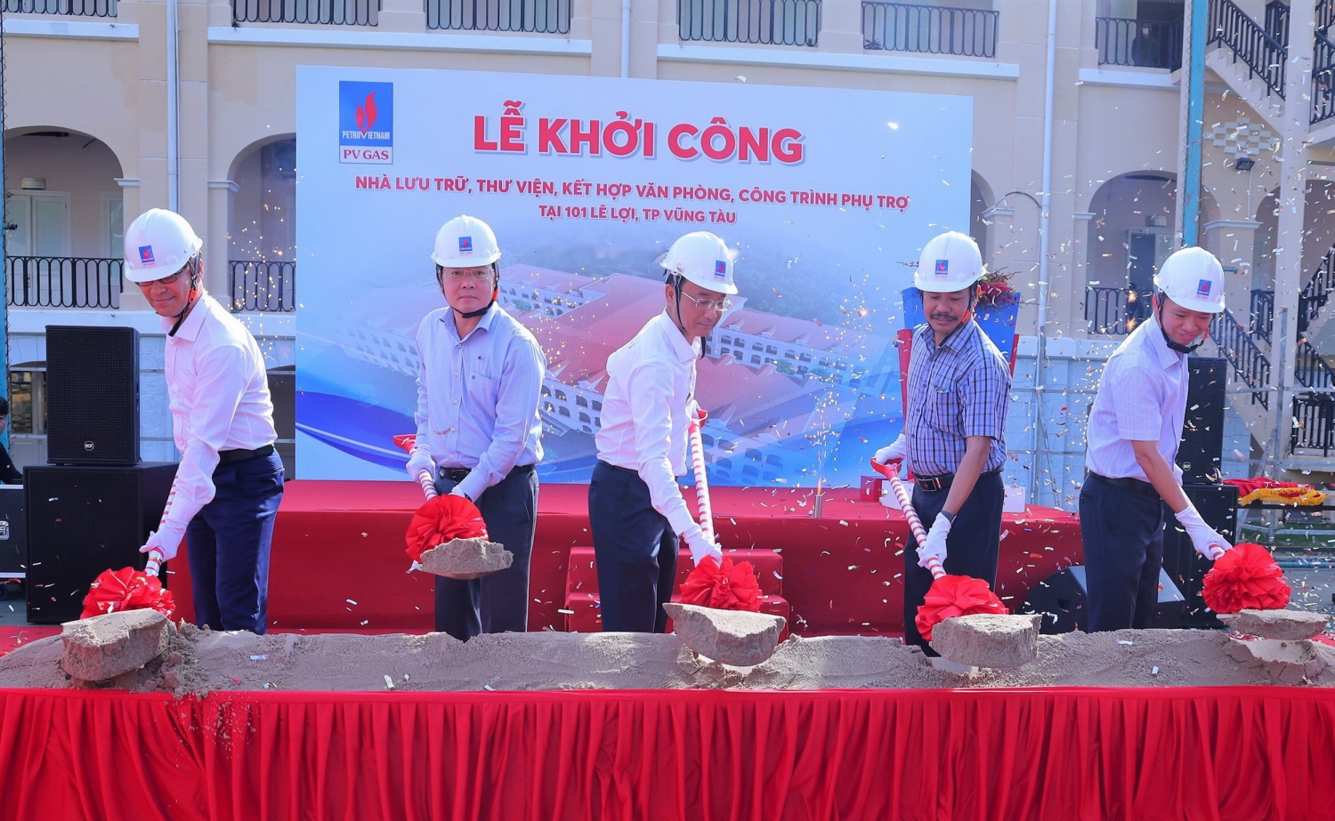Lễ khởi công Dự án Nhà lưu trữ - Thư viện PV GAS tại 101 Lê Lợi, Vũng Tàu Lễ khởi công Dự án Nhà lưu trữ - Thư viện PV GAS tại 101 Lê Lợi, Vũng Tàu