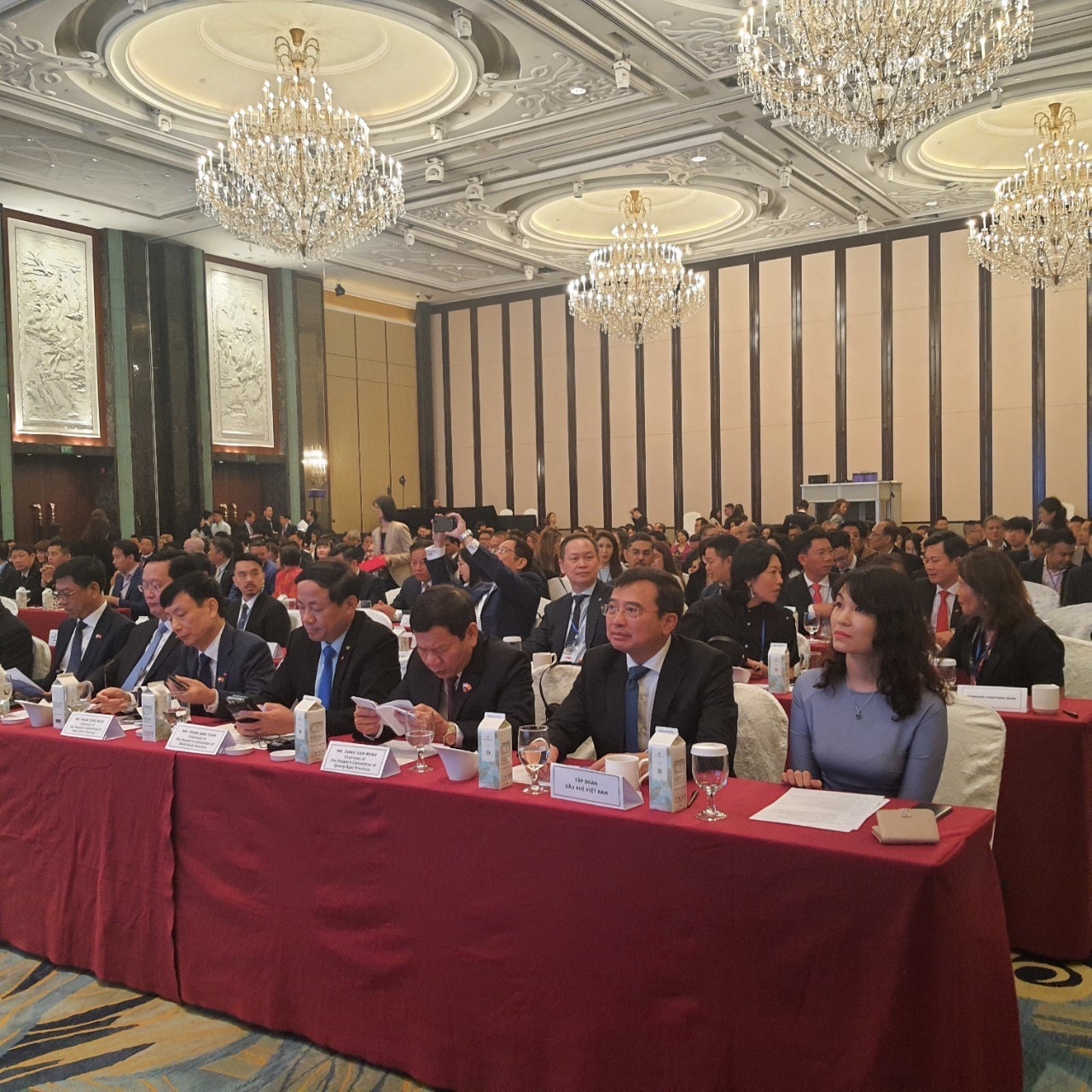 Lãnh đạo Petrovietnam tháp tùng Thủ tướng Chính phủ thăm chính thức Cộng hòa Singapore và Brunei Darussalam Lãnh đạo Petrovietnam tháp tùng Thủ tướng Chính phủ thăm chính thức Cộng hòa Singapore và Brunei Darussalam