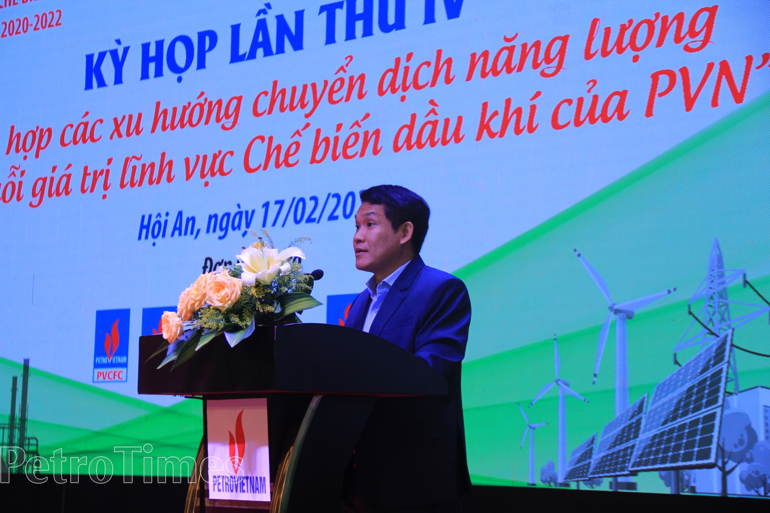 Tìm hướng đi trong lĩnh vực tái tạo năng lượng của Petrovietnam Tích hợp các xu hướng chuyển dịch năng lượng vào chuỗi Chế biến Dầu khí Petrovietnam