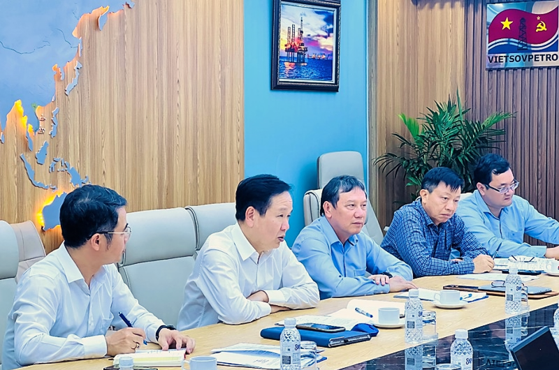 Công đoàn Dầu khí Việt Nam làm việc với Vietsovpetro về triển khai nhiệm vụ công tác Công đoàn năm 2023 Công đoàn Dầu khí Việt Nam làm việc với Vietsovpetro về triển khai nhiệm vụ công tác Công đoàn năm 2023