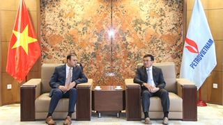 Petrovietnam Chairman of the Board of Directors Hoang Quoc Vuong receives Ambassador of the Kingdom of Saudi Arabia to Vietnam