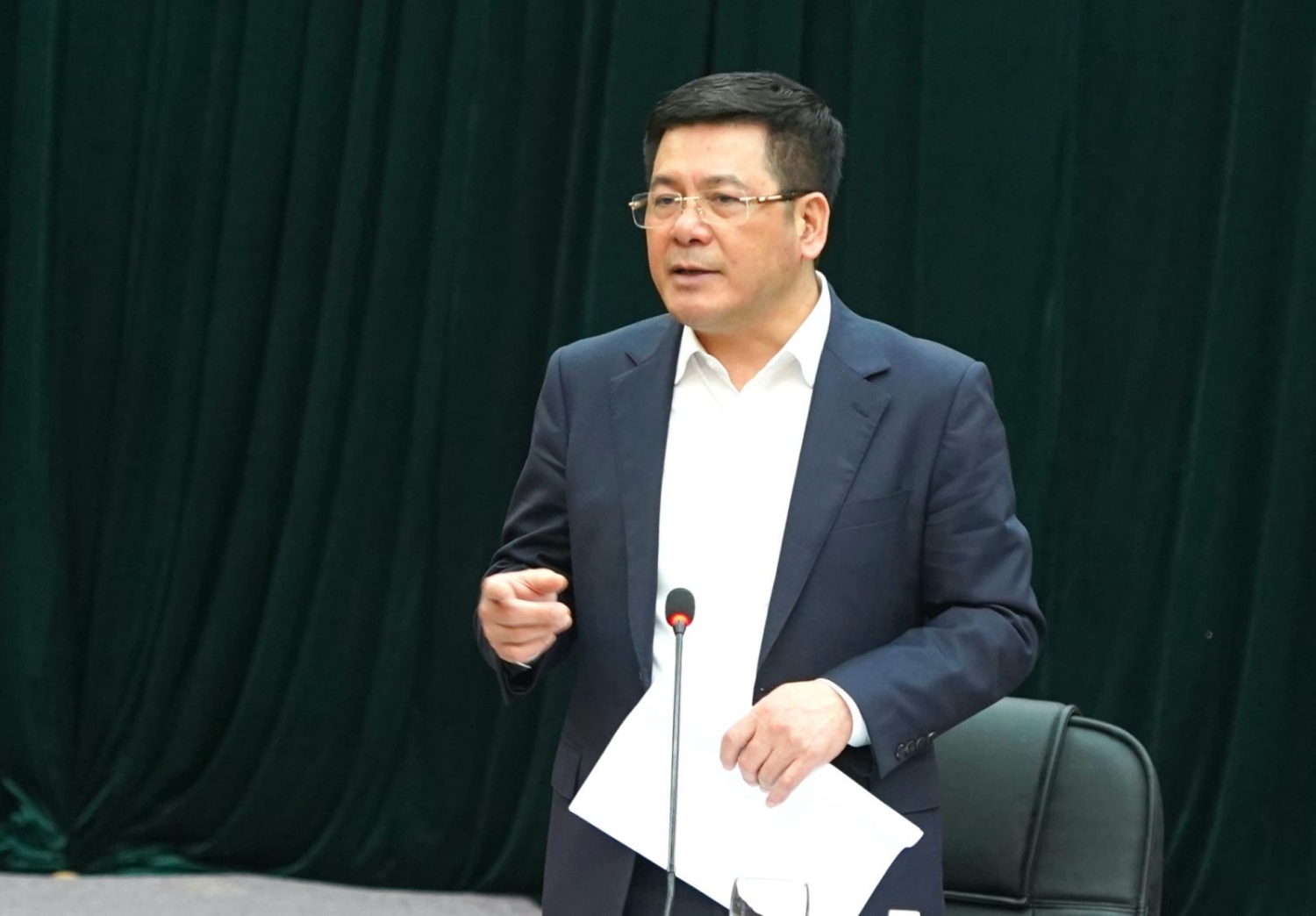 Phải đảm bảo cung cấp đủ than cho sản xuất điện, đạm Phải đảm bảo cung cấp đủ than cho sản xuất điện, đạm