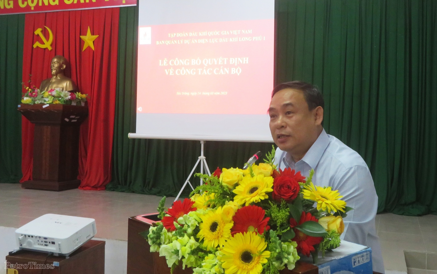 Ông Hồ Xuân Hiền được giao nhiệm vụ kiêm nhiệm Trưởng ban QLDA Long Phú 1 Ông Hồ Xuân Hiền được giao nhiệm vụ kiêm nhiệm Trưởng ban QLDA Long Phú 1