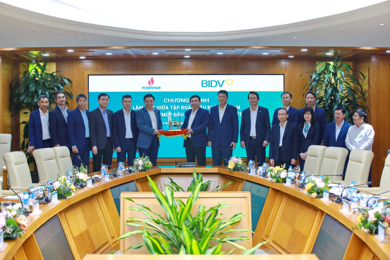 Đẩy mạnh hợp tác giữa Petrovietnam và BIDV Đẩy mạnh hợp tác giữa Petrovietnam và BIDV