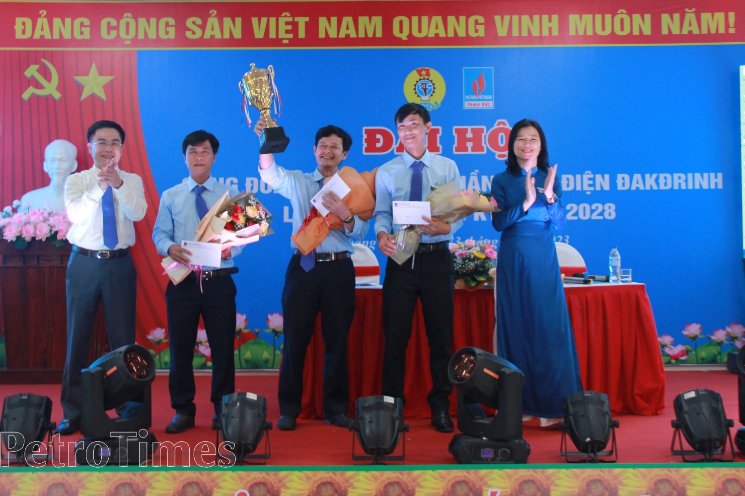 Thuỷ điện Đakđrinh tổ chức Đại hội Công đoàn khoá V, nhiệm kỳ 2023 – 2028 Thuỷ điện Đakđrinh tổ chức thành công Đại hội Công đoàn khoá V, nhiệm kỳ 2023 – 2028