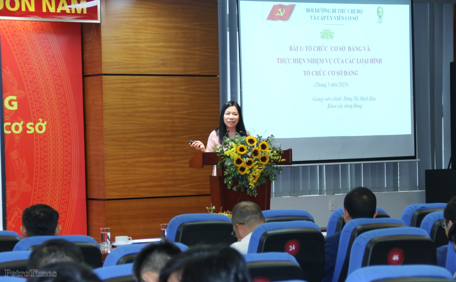 Khai giảng lớp bồi dưỡng nghiệp vụ công tác Đảng cho Bí thư chi bộ và cấp ủy viên cơ sở năm 2023 tại khu vực thành phố Hà Nội