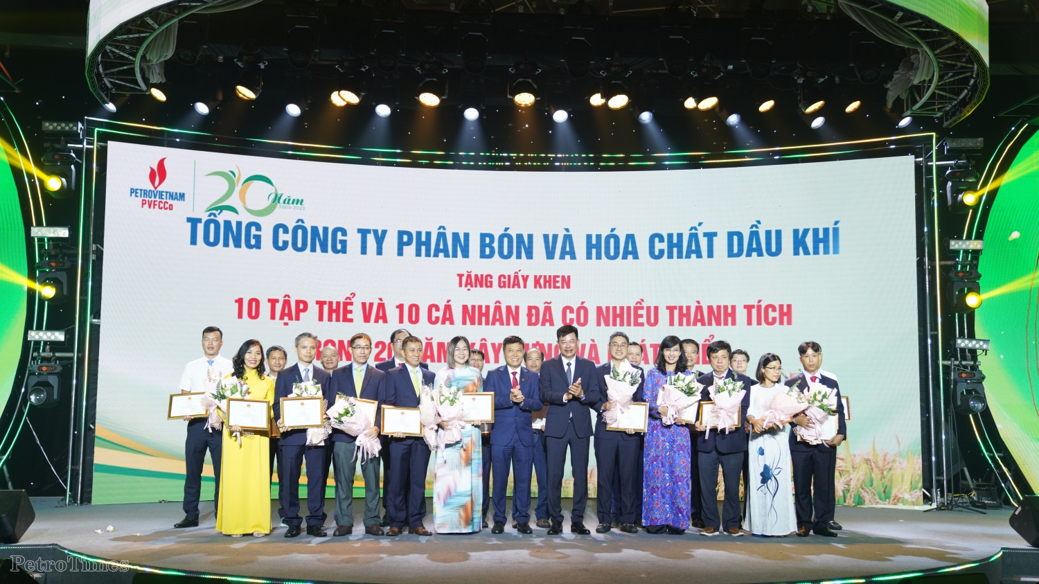 PVFCCo long trọng tổ chức lễ kỷ niệm 20 năm Ngày thành lập PVFCCo long trọng tổ chức lễ kỷ niệm 20 năm Ngày thành lập