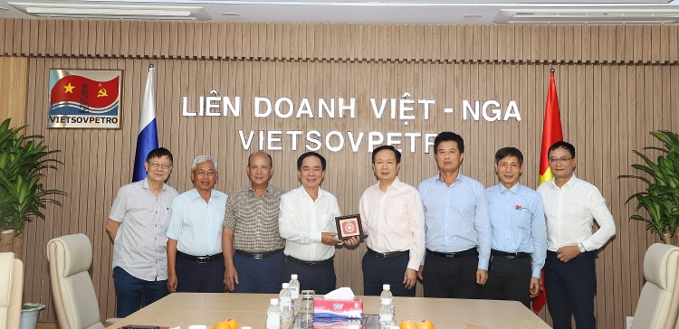Hội Dầu khí Việt Nam làm việc với Vietsovpetro - Tiến tới ký thỏa thuận hợp tác”