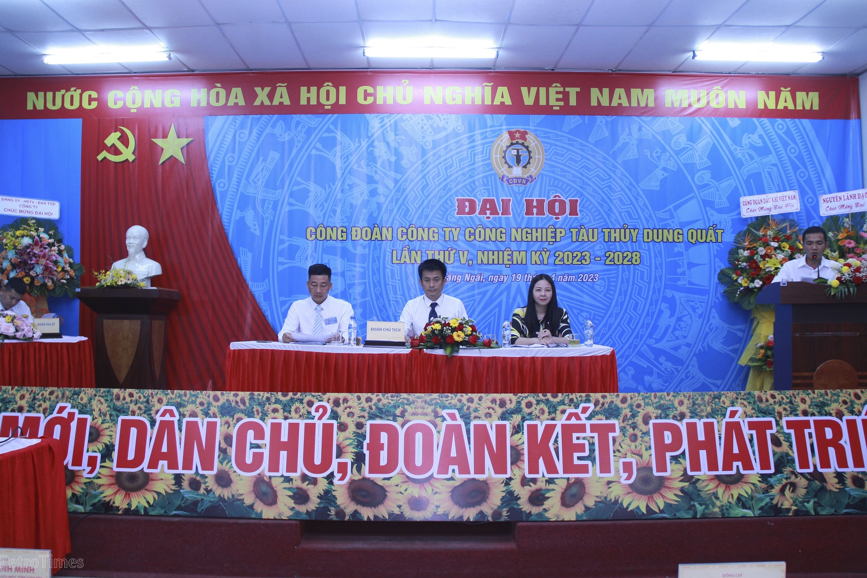 Công đoàn DQS: Phấn đấu thắng lợi các nhiệm vụ vì sự phát triển ổn định của DQS Đại hội Công đoàn DQS nhiệm kỳ 2023 - 2028: Hướng đến sự phát triển ổn định của DQS