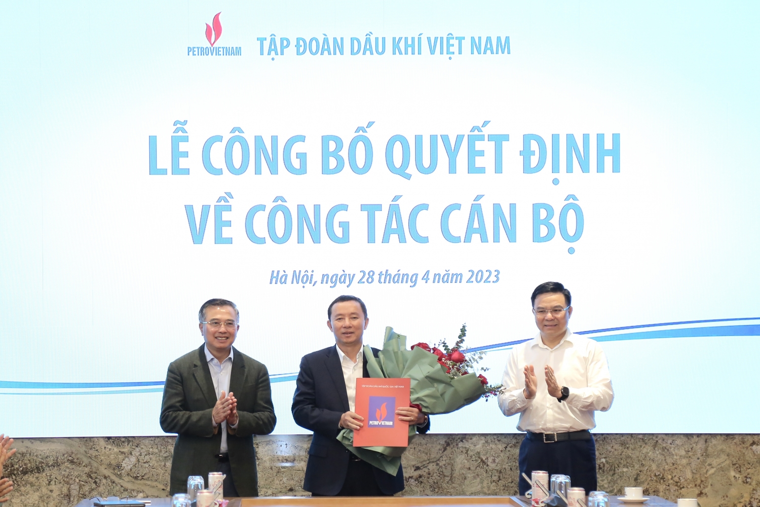Công bố quyết định Giám đốc Chi nhánh Phát điện Dầu khí PVPGB Các sự kiện nổi bật của Petrovietnam trong tuần từ ngày 23/4 đến 30/4/2023