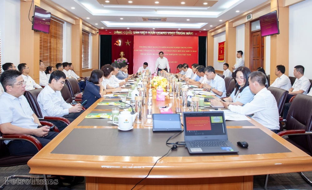Thường trực Đảng ủy Khối DNTƯ làm việc với Đảng ủy PVCFC Thường trực Đảng ủy Khối DNTƯ làm việc với Đảng ủy PVCFC