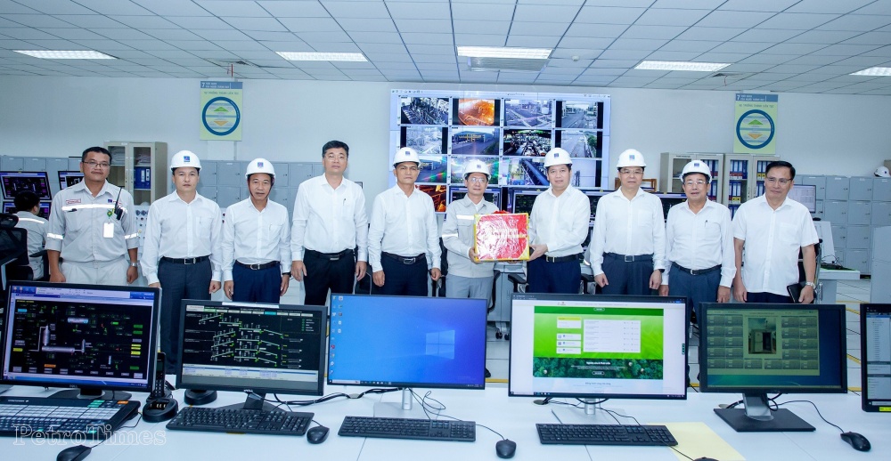 Thường trực Đảng uỷ Khối DNTƯ làm việc với Đảng uỷ PVCFC Thường trực Đảng ủy Khối DNTƯ làm việc với Đảng ủy PVCFC