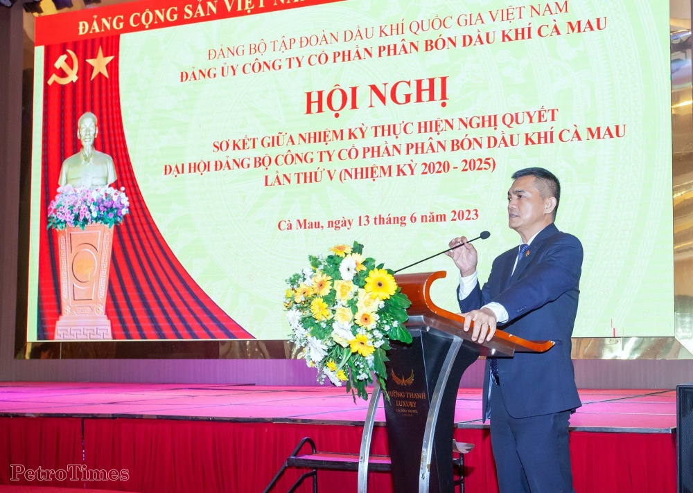 Đảng ủy PVCFC là điển hình về vai trò lãnh đạo của Đảng ủy một doanh nghiệp nhà nước Đảng ủy PVCFC là điển hình về vai trò lãnh đạo của Đảng ủy một doanh nghiệp nhà nước