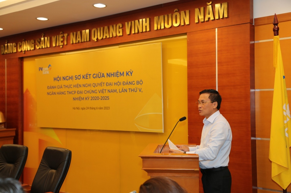 Đảng bộ PVCombank tổ chức Hội nghị sơ kết giữa nhiệm kỳ 2020-2025 Đảng bộ PVCombank tổ chức Hội nghị sơ kết giữa nhiệm kỳ 2020-2025