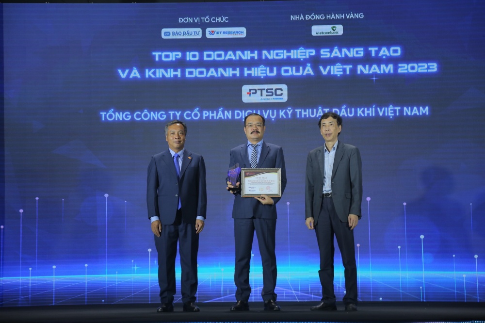Petrovietnam cùng nhiều doanh nghiệp thành viên được vinh danh Petrovietnam cùng nhiều doanh nghiệp thành viên được vinh danh