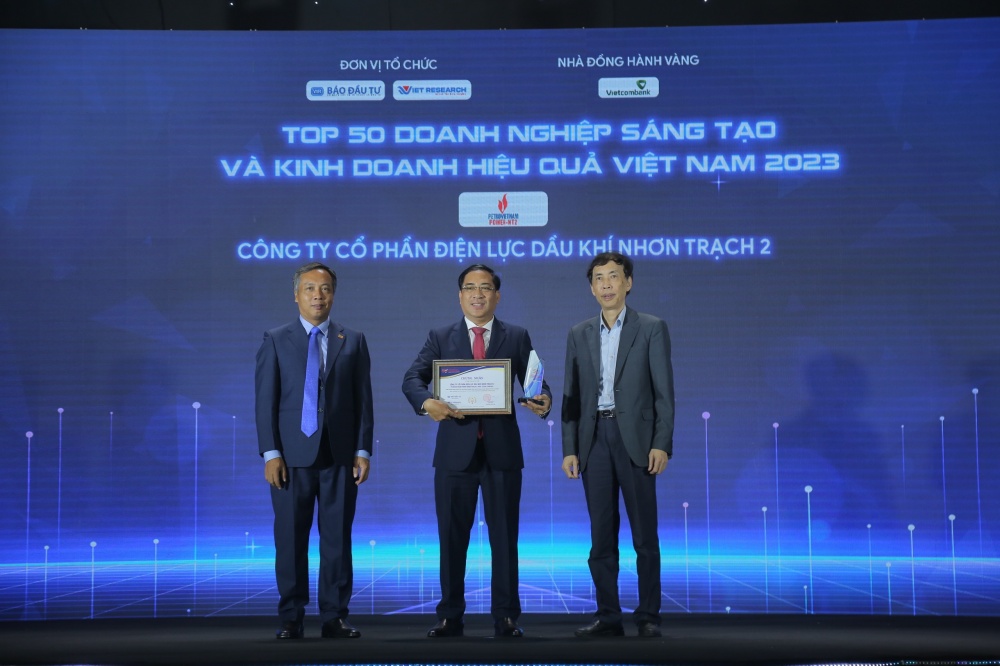 Petrovietnam cùng nhiều doanh nghiệp thành viên được vinh danh Petrovietnam cùng nhiều doanh nghiệp thành viên được vinh danh