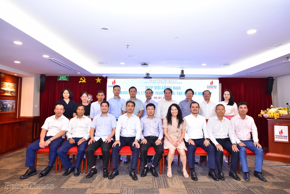 Lãnh đạo Ủy ban Quản lý vốn Nhà nước tại doanh nghiệp làm việc với Petrovietnam về Dự án Biển Đông 01 Lãnh đạo Ủy ban Quản lý vốn Nhà nước tại doanh nghiệp làm việc với Petrovietnam về Dự án Biển Đông 01
