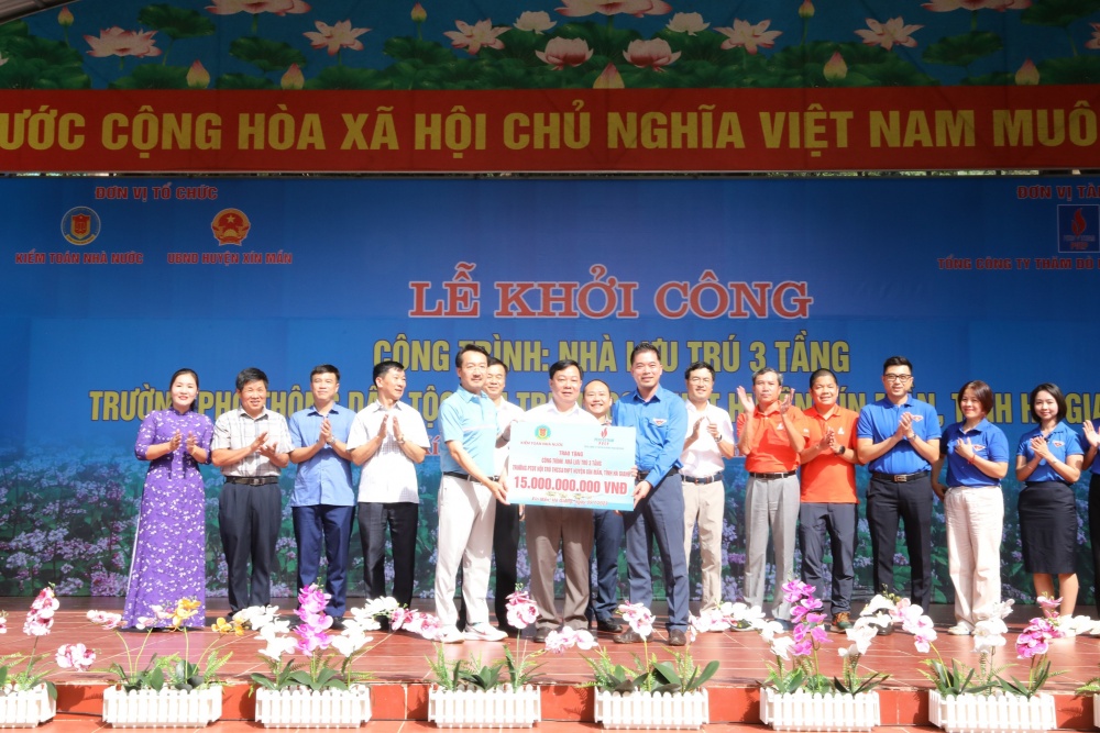 PVEP tài trợ 15 tỷ đồng xây dựng nhà lưu trú cho trường dân tộc nội trú huyện Xín Mần, tỉnh Hà Giang PVEP tài trợ 15 tỷ đồng xây dựng nhà lưu trú cho trường dân tộc nội trú huyện Xín Mần, tỉnh Hà Giang