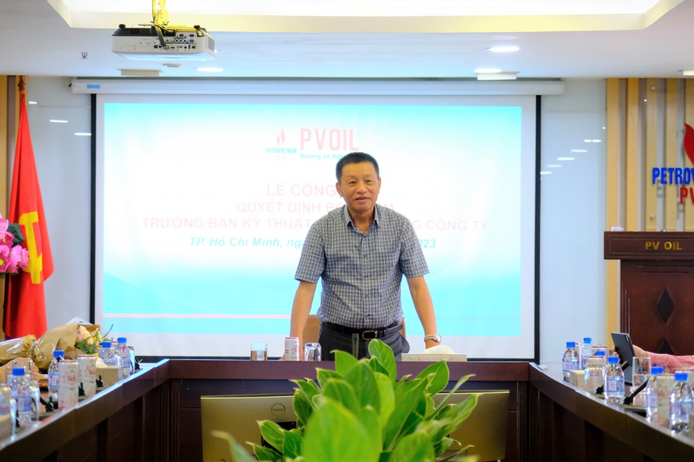 Ông Đoàn Văn Nhuộm – Tổng Giám đốc PVOIL chỉ đạo và giao nhiệm vụ tại Lễ công bố quyết định Ông Đoàn Văn Nhuộm – Tổng Giám đốc PVOIL chỉ đạo và giao nhiệm vụ tại Lễ công bố quyết định