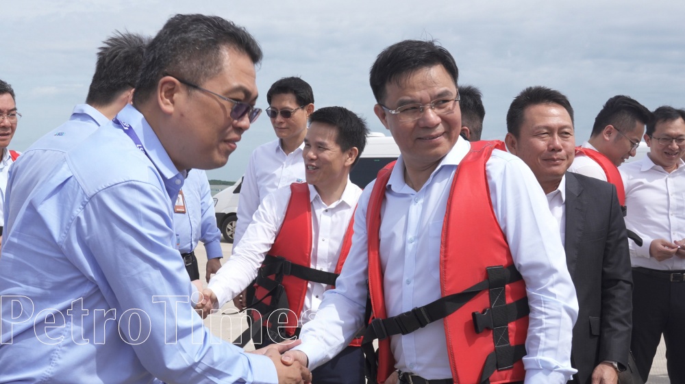 Lãnh đạo Petrovietnam thăm Tổ hợp Lọc hóa dầu Long Sơn và khảo sát khu vực dự kiến đầu tư dự án tại Long Sơn