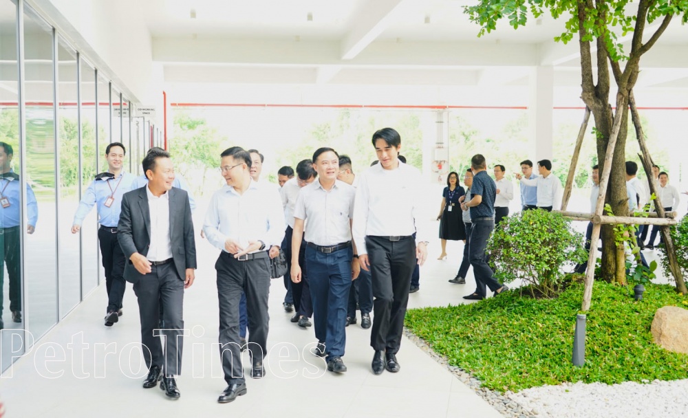 Lãnh đạo Petrovietnam thăm Tổ hợp Lọc hóa dầu Long Sơn và khảo sát khu vực dự kiến đầu tư dự án tại Long Sơn