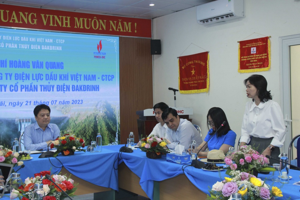 Chủ tịch HĐQT PV Power Hoàng Văn Quang đến thăm và làm việc tại thuỷ điện Đakđrinh Chủ tịch HĐQT PV Power Hoàng Văn Quang đến thăm và làm việc tại thuỷ điện Đakđrinh