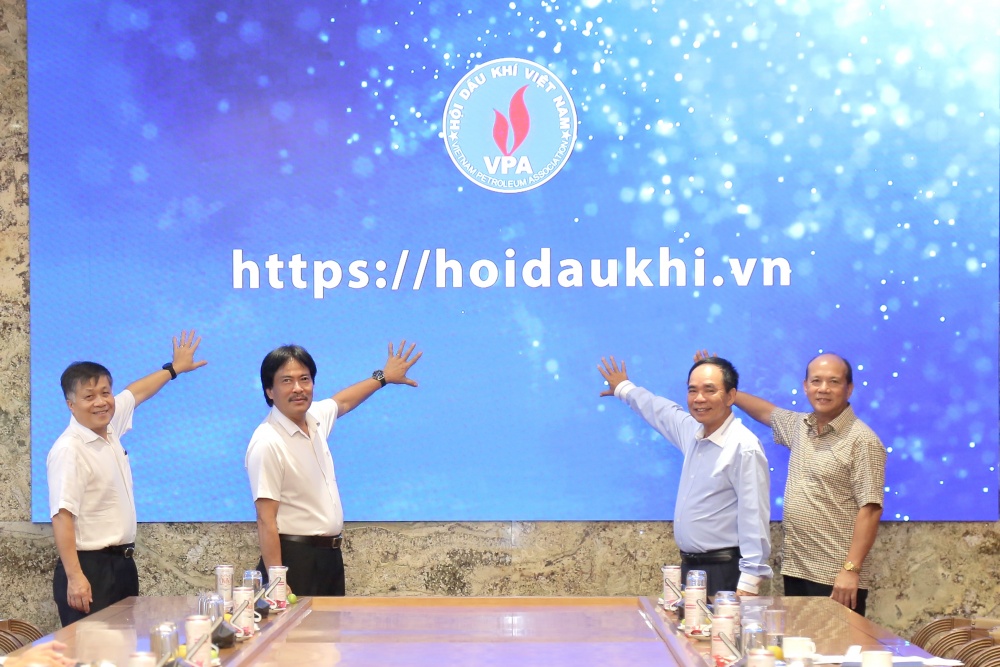 Hội Dầu khí Việt Nam ra mắt website hoidaukhi.vn”