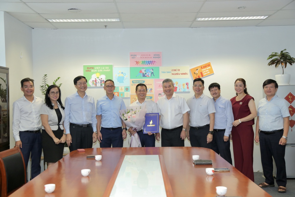 undefined Petrovietnam công bố quyết định bổ nhiệm Phó Trưởng Ban Truyền thông và Văn hoá doanh nghiệp