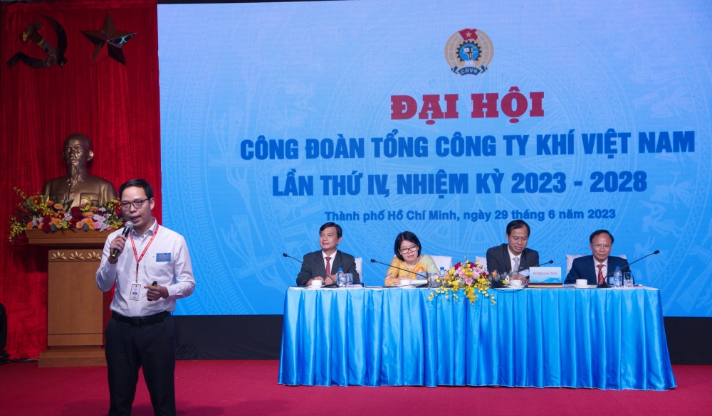 Bí thư Đoàn Thanh niên PV GAS tham luận về đẩy mạnh triển khai Văn hóa doanh nghiệp PV GAS trong tình hình mới Bí thư Đoàn Thanh niên PV GAS tham luận về đẩy mạnh triển khai Văn hóa doanh nghiệp PV GAS trong tình hình mới