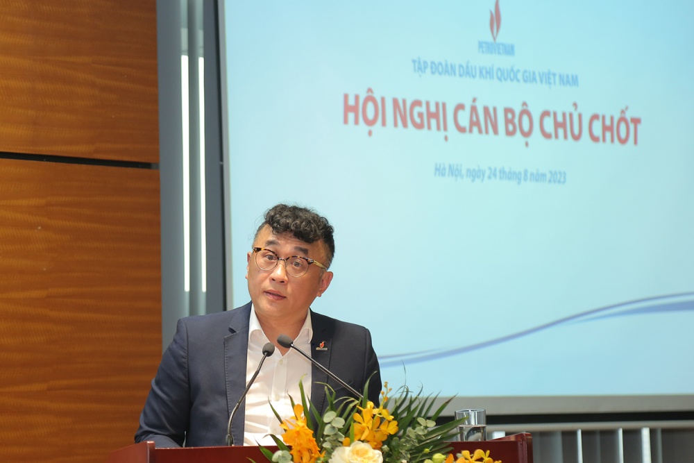 Petrovietnam tổ chức Hội nghị cán bộ chủ chốt giới thiệu nhân sự bổ nhiệm chức vụ Phó Tổng Giám đốc Tập đoàn Petrovietnam tổ chức Hội nghị cán bộ chủ chốt giới thiệu nhân sự bổ nhiệm chức vụ Phó Tổng Giám đốc Tập đoàn