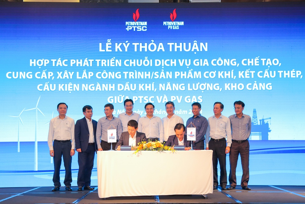 Đón đầu xu thế chuyển dịch năng lượng, nâng cao năng lực cạnh tranh trong lĩnh vực dịch vụ của Petrovietnam Đón đầu xu thế chuyển dịch năng lượng, nâng cao năng lực cạnh tranh trong lĩnh vực dịch vụ của Petrovietnam