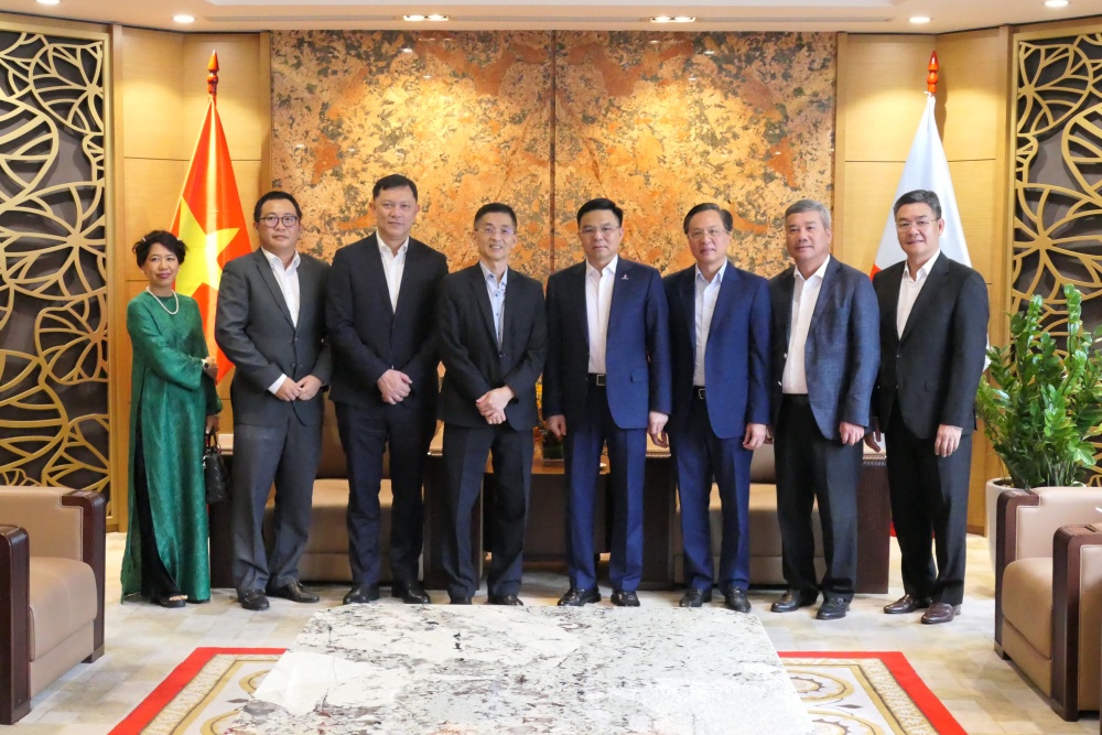Tổng Giám đốc Petrovietnam tiếp lãnh đạo Sembcorp Việt Nam Tổng Giám đốc Petrovietnam tiếp lãnh đạo Sembcorp Việt Nam