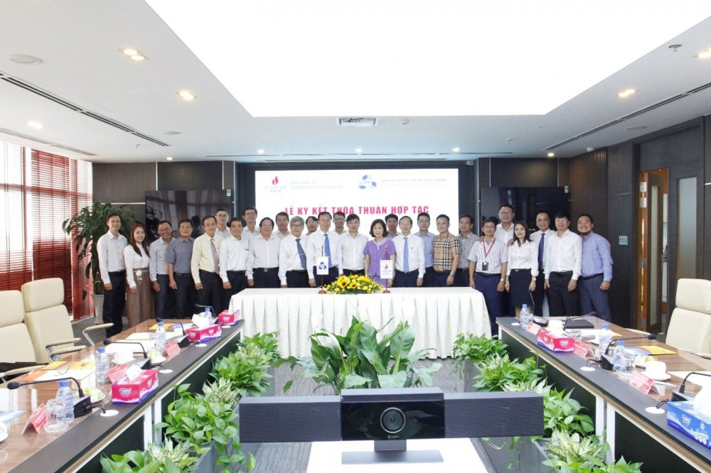 PVEP ký thỏa thuận hợp tác với Trường Đại học Bách Khoa - Đại học Quốc gia TP HCM PVEP ký thỏa thuận hợp tác với Trường Đại học Bách Khoa - Đại học Quốc gia TP HCM