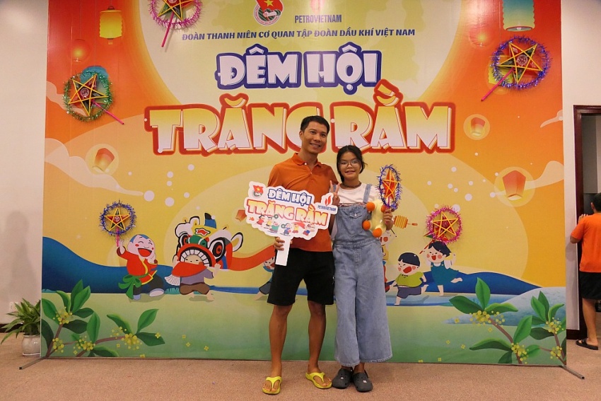 Đoàn Thanh niên Cơ quan Tập đoàn tổ chức Đêm hội trăng rằm 2023