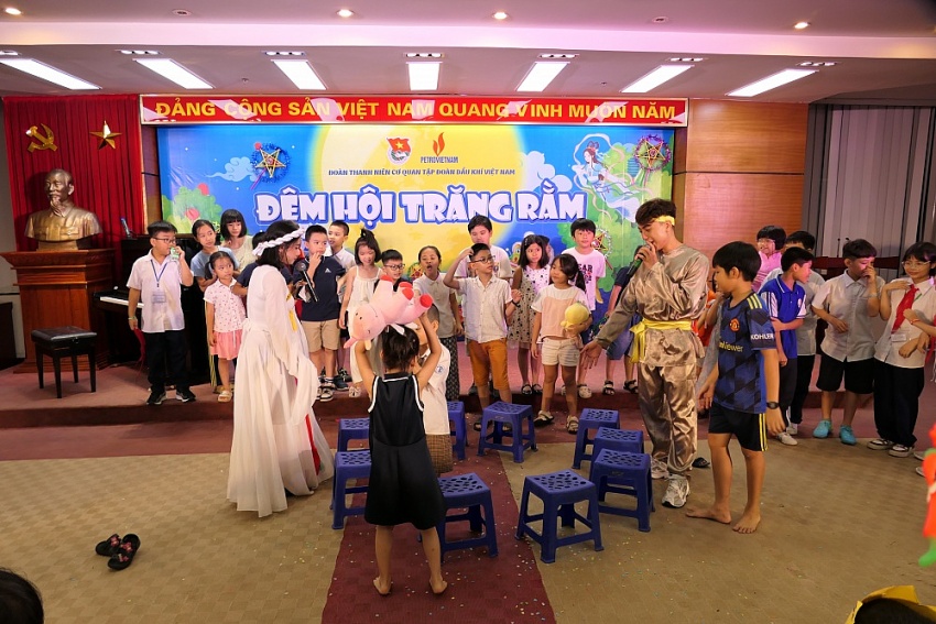Đoàn Thanh niên Cơ quan Tập đoàn tổ chức Đêm hội trăng rằm 2023
