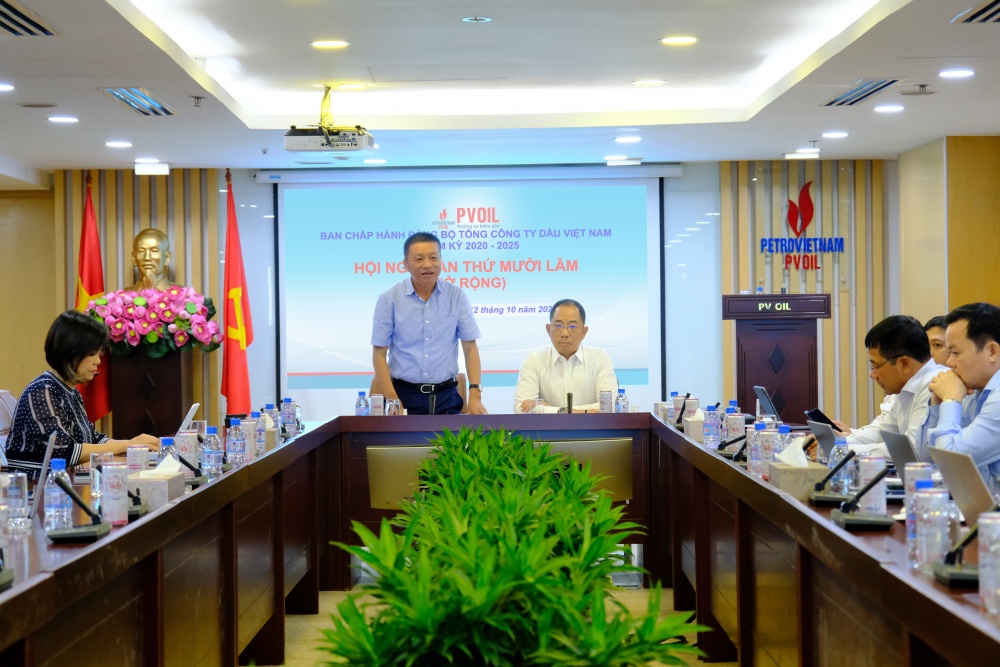 Đồng chí Đoàn Văn Nhuộm – Phó Bí thư Đảng ủy, Tổng Giám đốc Tổng công ty chỉ đạo tại Hội nghị Đồng chí Đoàn Văn Nhuộm – Phó Bí thư Đảng ủy, Tổng Giám đốc Tổng công ty chỉ đạo tại Hội nghị
