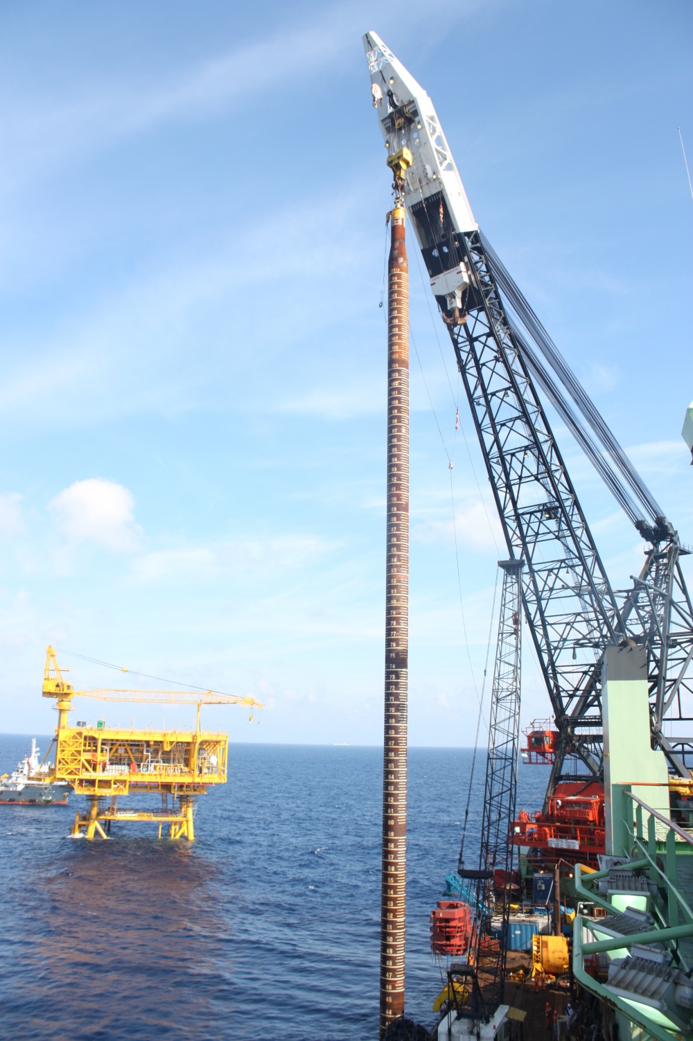 05-DHT-AB-0001-06: Lắp cọc cho chân đế PQP.