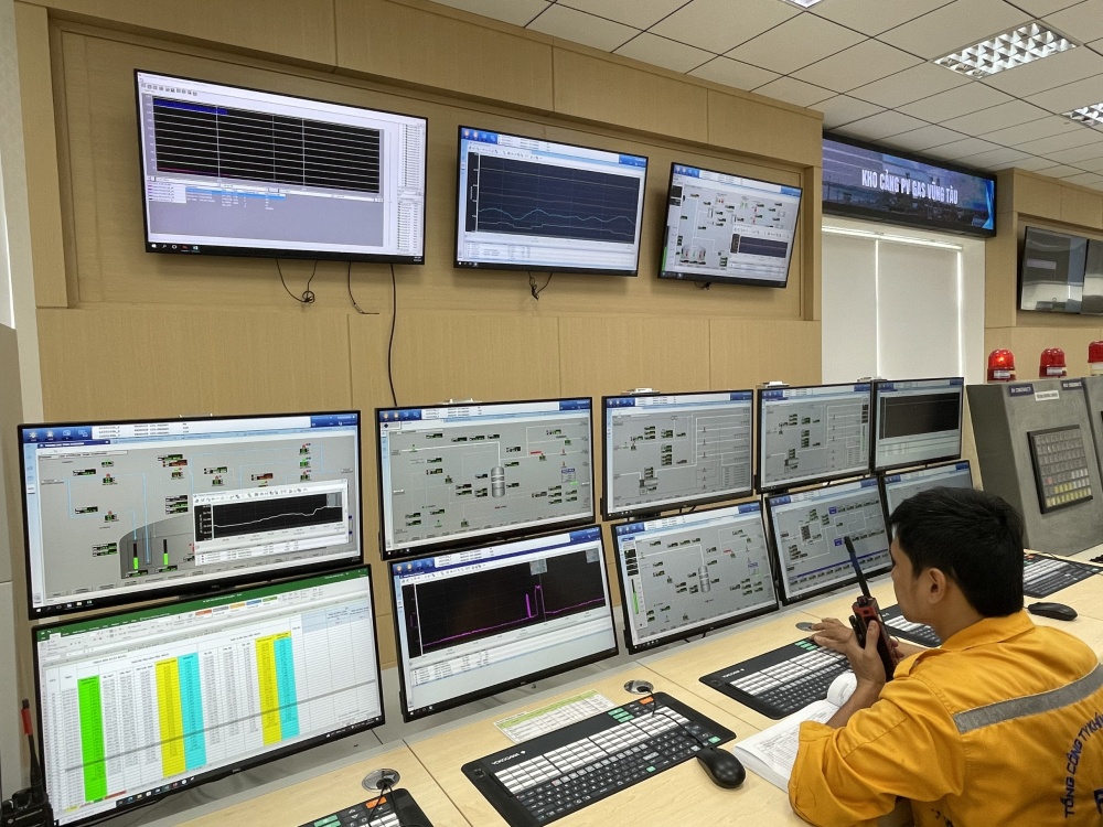 Khánh thành kho cảng LNG lớn nhất tại Việt Nam Khánh thành kho cảng LNG lớn nhất tại Việt Nam