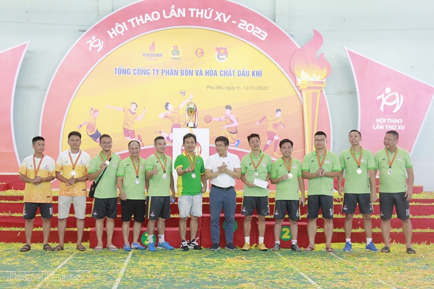 Hội thao PVFCCo lần thứ 15 - 2023: Đoàn kết, đồng lòng đột phá những giới hạn Hội thao PVFCCo lần thứ 15 năm 2023: Đoàn kết, đồng lòng đột phá những giới hạn
