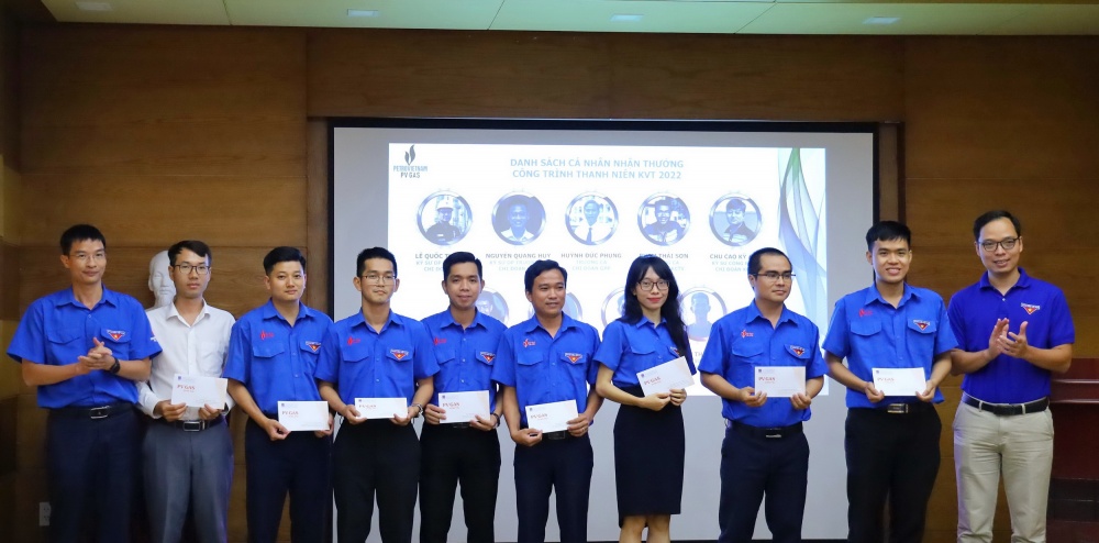 Hình 4: Các cá nhân tiêu biểu đóng góp CTTN KVT năm 2022 Hình 4: Các cá nhân tiêu biểu đóng góp CTTN KVT năm 2022