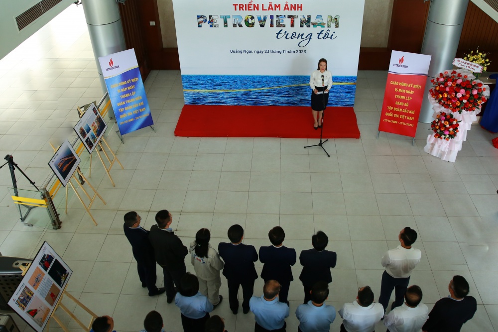 Triển lãm và trao giải cuộc thi ảnh “Petrovietnam trong tôi” khu vực miền Trung Triển lãm và trao giải cuộc thi ảnh “Petrovietnam trong tôi” khu vực miền Trung