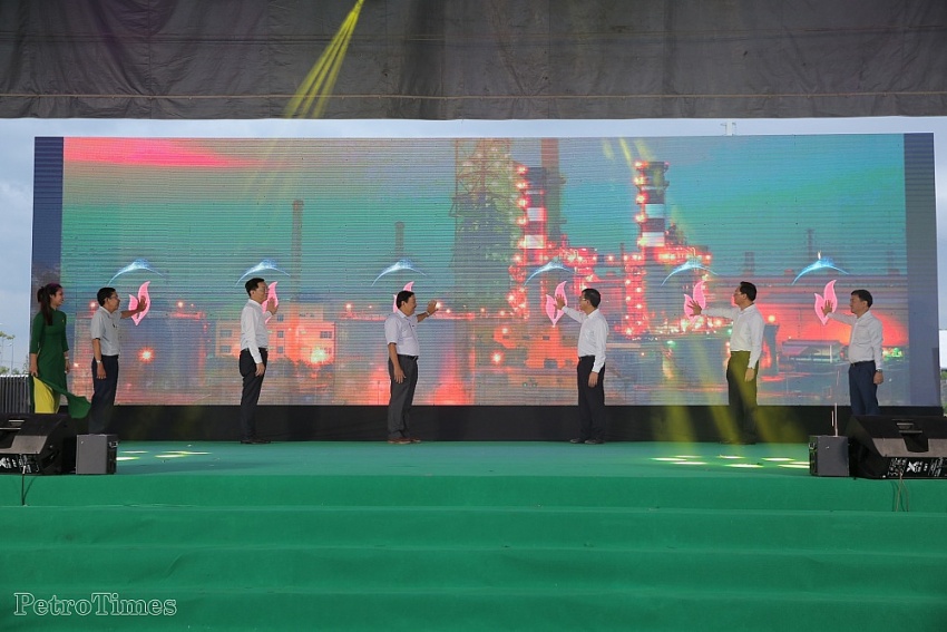 Lễ trao giải, bế mạc cuộc thi “Petrovietnam trong tôi” tại Cà Mau: Những khoảnh khắc đẹp được lưu giữ mãi! Lễ trao giải, bế mạc cuộc thi “Petrovietnam trong tôi” tại Cà Mau: Những khoảnh khắc đẹp được lưu giữ mãi!