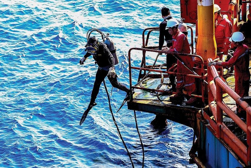 Thấy gì qua cuộc thi ảnh 'Petrovietnam trong tôi”?
