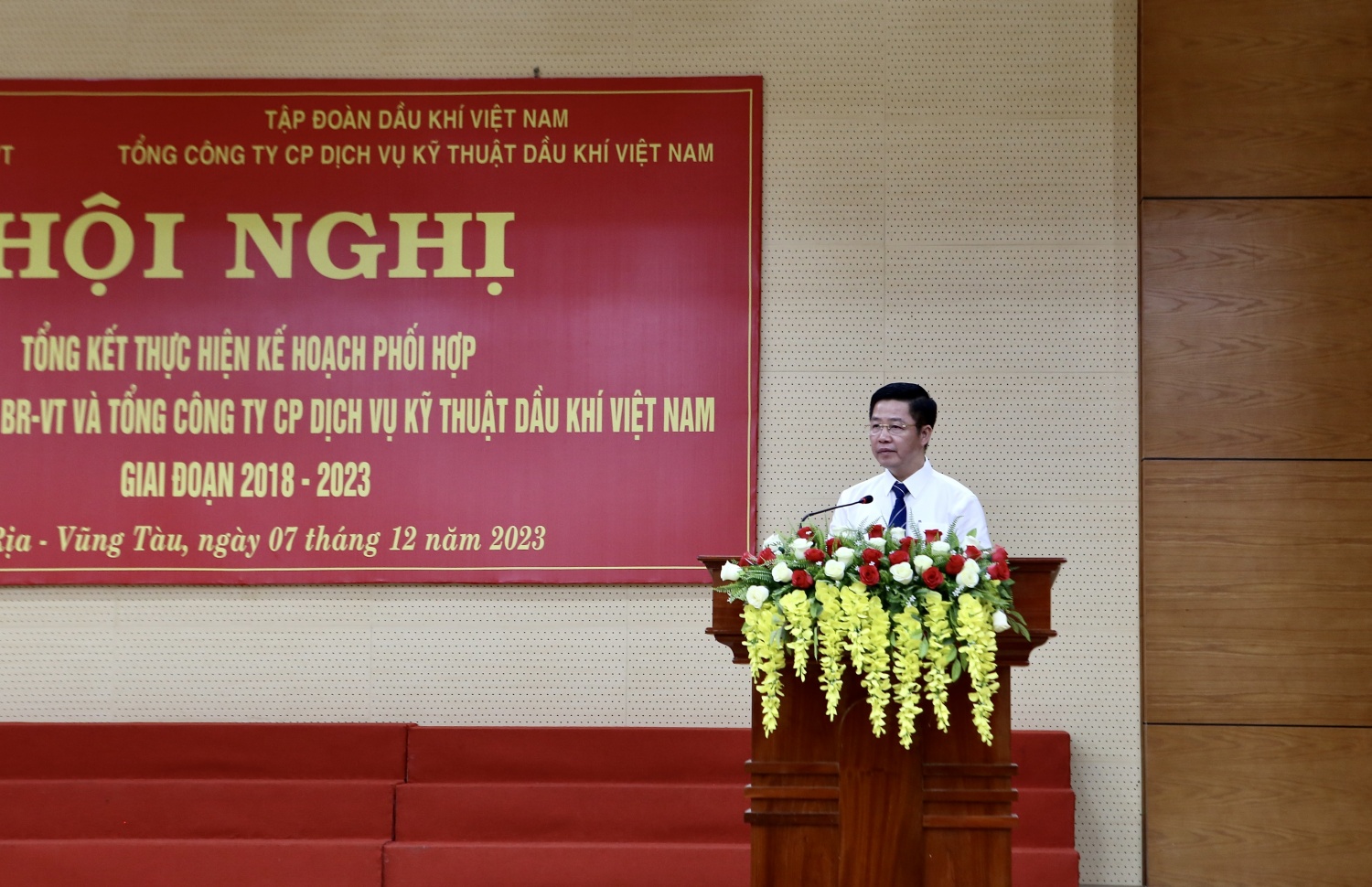 Công an tỉnh BR-VT và PTSC phối hợp triển khai hiệu quả công tác bảo vệ an ninh, an toàn Dầu khí Công an tỉnh BR-VT và PTSC phối hợp triển khai hiệu quả công tác bảo vệ an ninh, an toàn Dầu khí