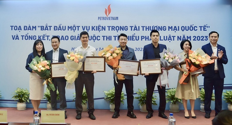 Petrovietnam tổng kết, trao giải cuộc thi tìm hiểu pháp luật về Dầu khí Petrovietnam tổng kết, trao giải cuộc thi tìm hiểu pháp luật về Dầu khí