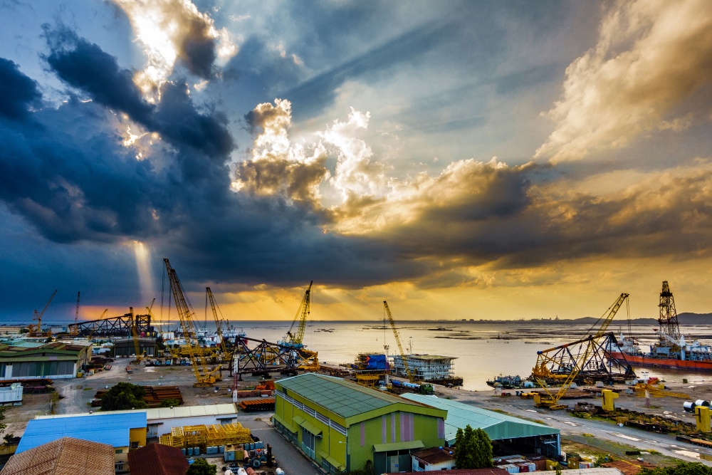 09-HTLN-AD-0006: Công trường rực rỡ. 09-HTLN-AD-0006: Công trường rực rỡ.