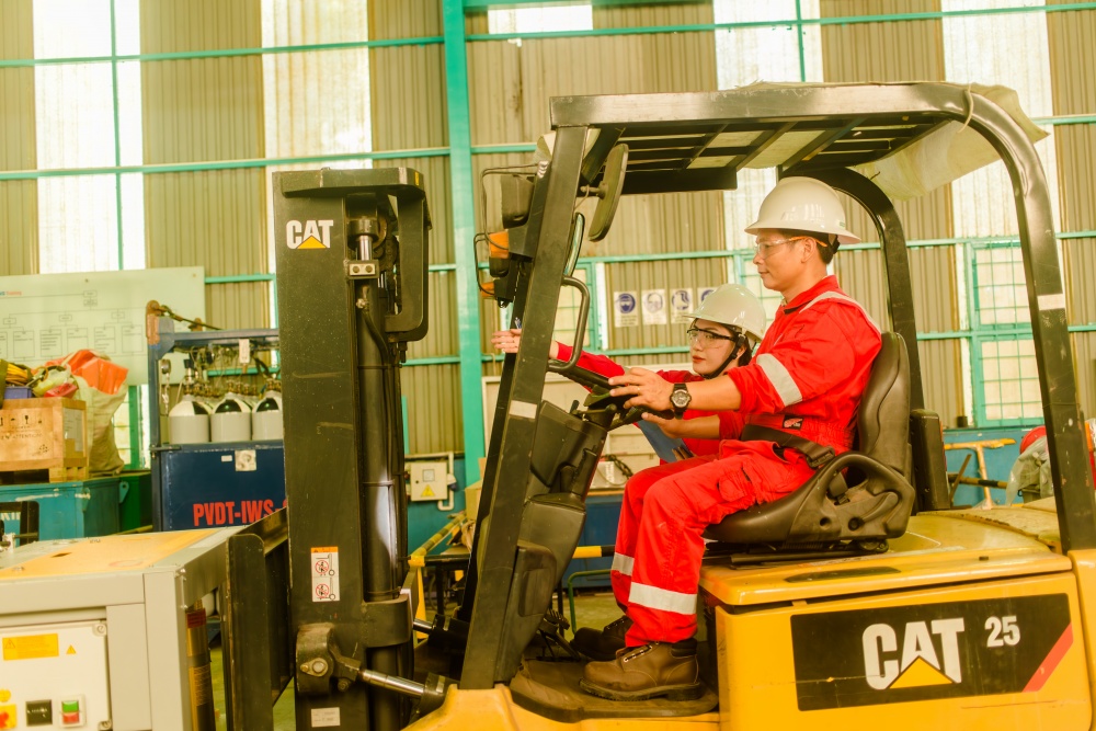 18-NHH-AB-0001-02: Cùng chỉ dẫn. 18-NHH-AB-0001-02: Cùng chỉ dẫn.